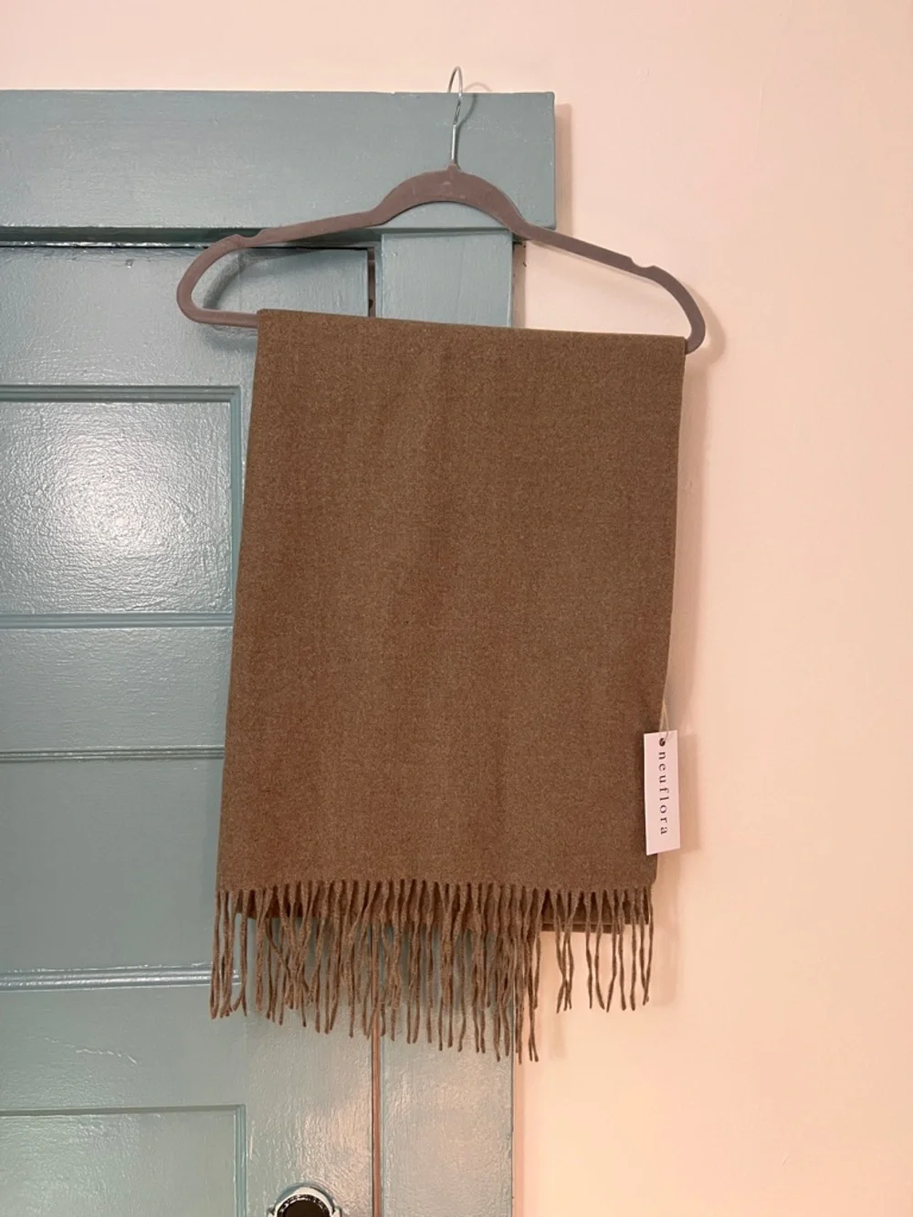 BNWT Neuflora Taupe scarf